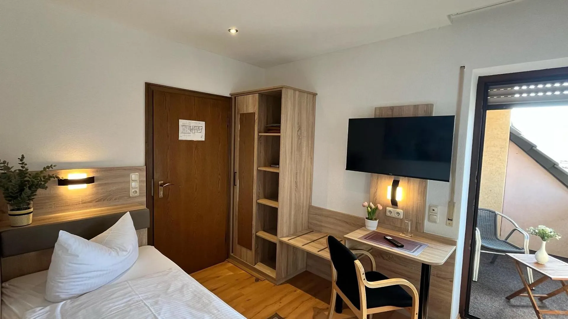 Hotel Annas Gästehaus Hallerndorf